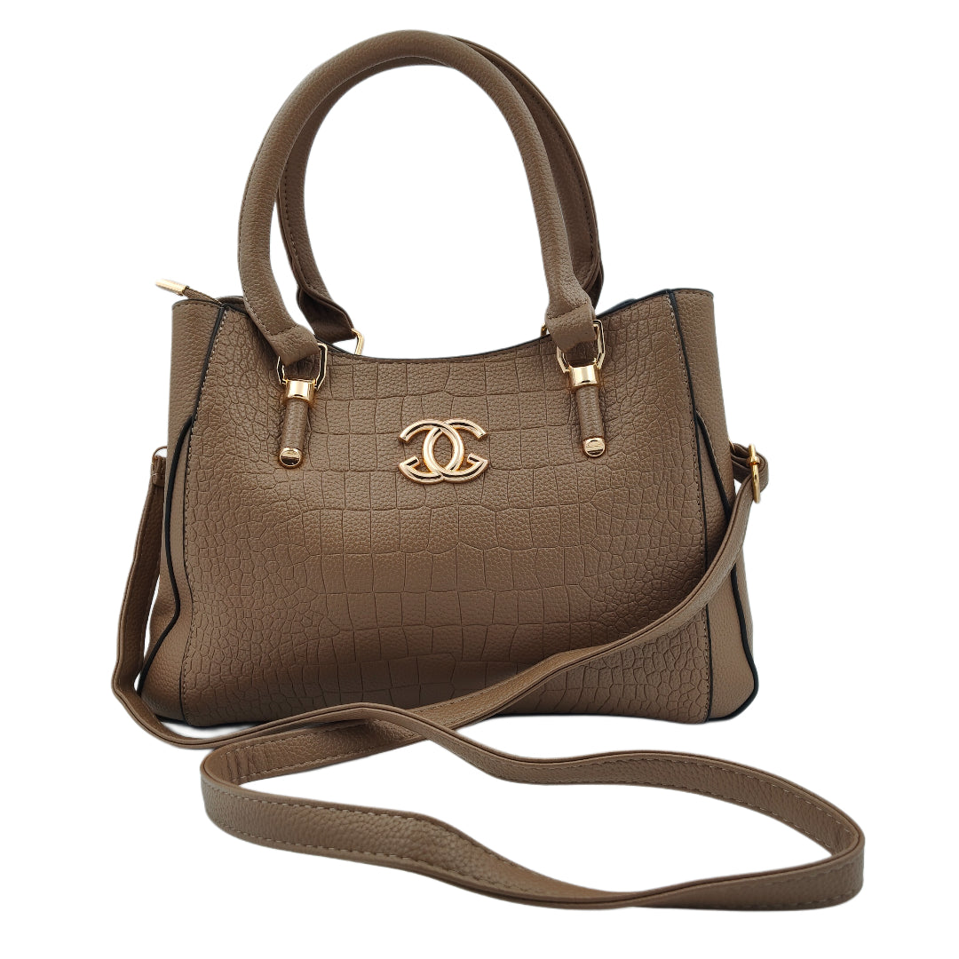 Women’s Beige Textured Handbag – Leatherette Finish with Gold Detailing & Adjustable Sling Strap