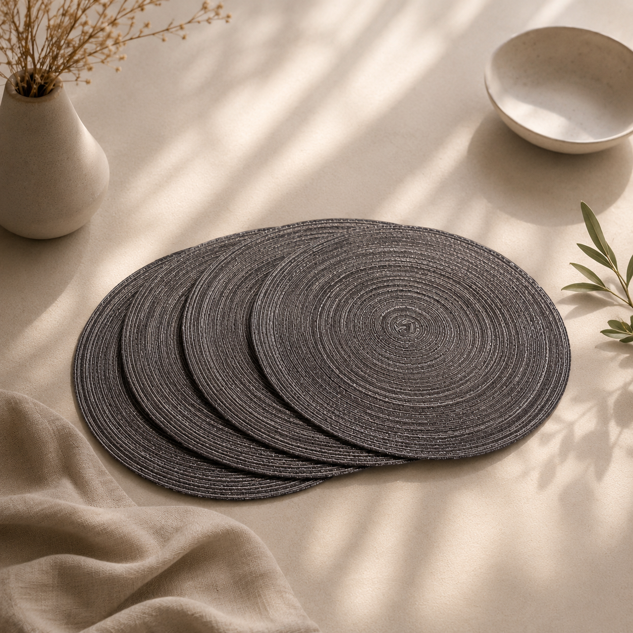 Bella N Bloom Round Table Mats Set of 4 – Premium PVC Woven Heat Resistant Dining Mats